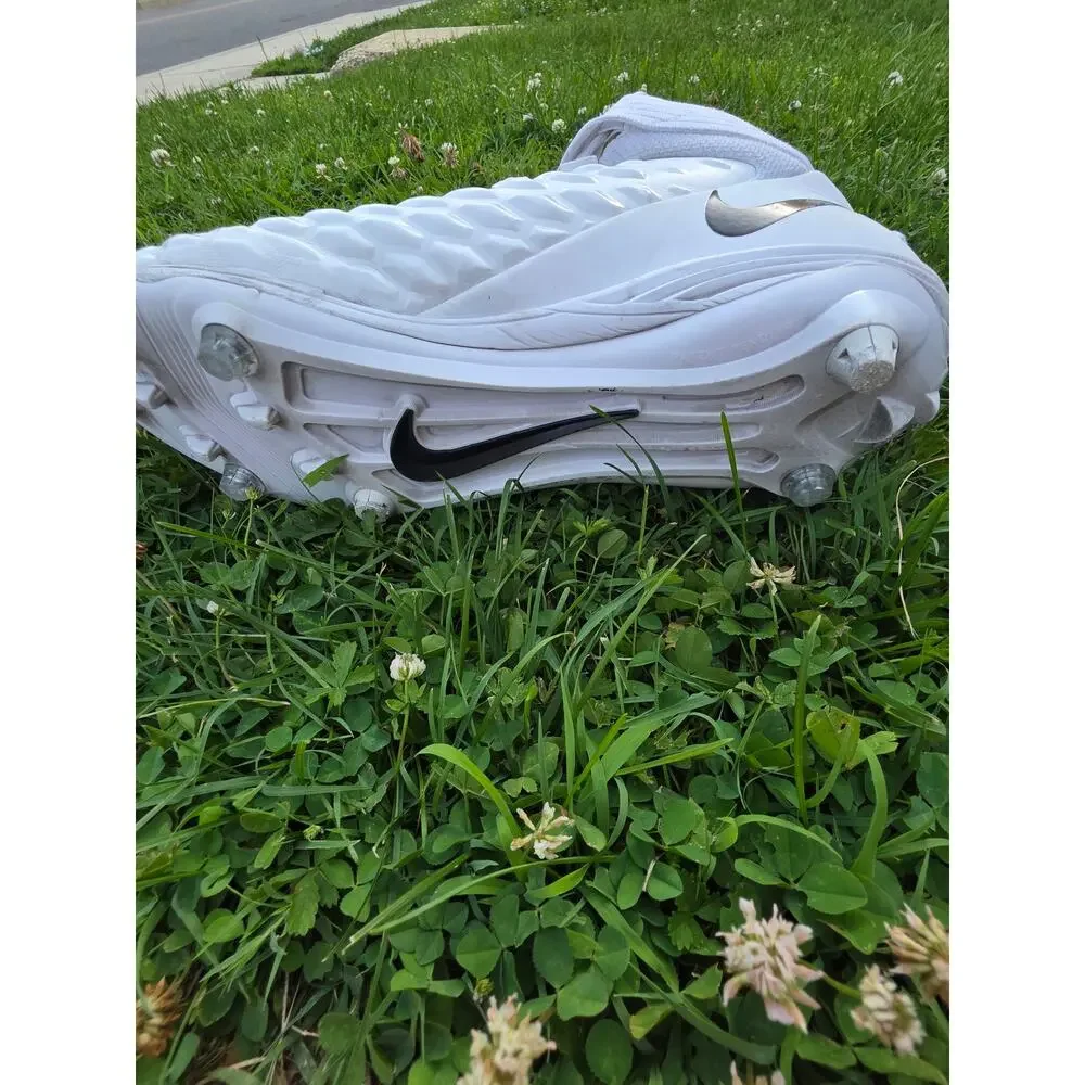 Nike Force Savage Elite Football Cleats White Black Size 17